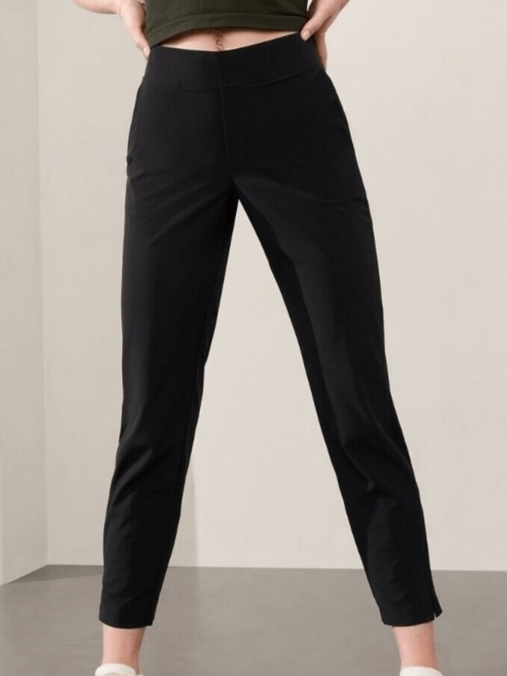 Athleta Nolita Slim Tapered Crop Pants in Black